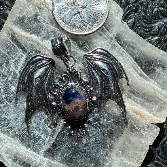 Halloween Flying Vampire Bat Sunset Sodalite Pendant Gemstone Crystal Jewelry - Picture 4 of 8